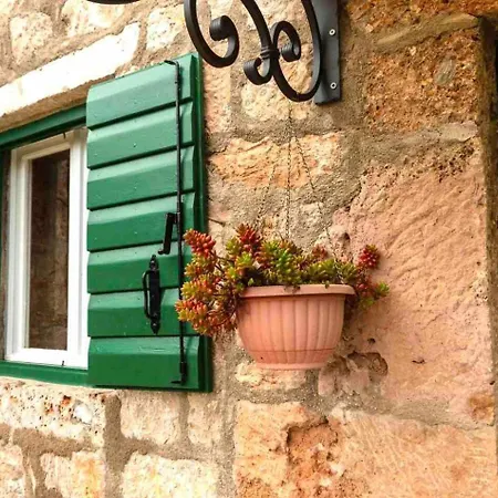 Ventus - Stone House Near National Park Paklenica And Sea Apartamento *
